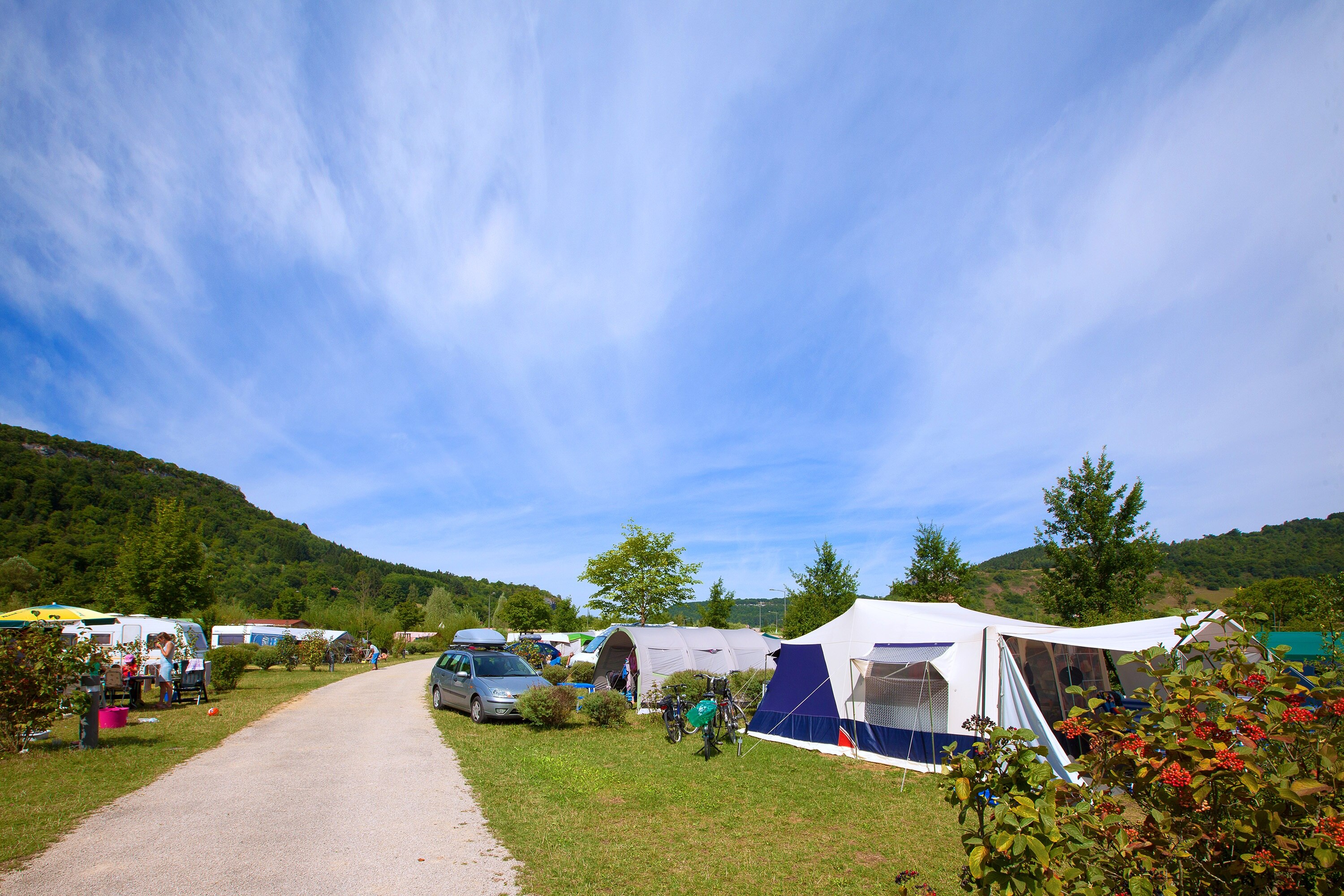 Camping La Roche d'Ully