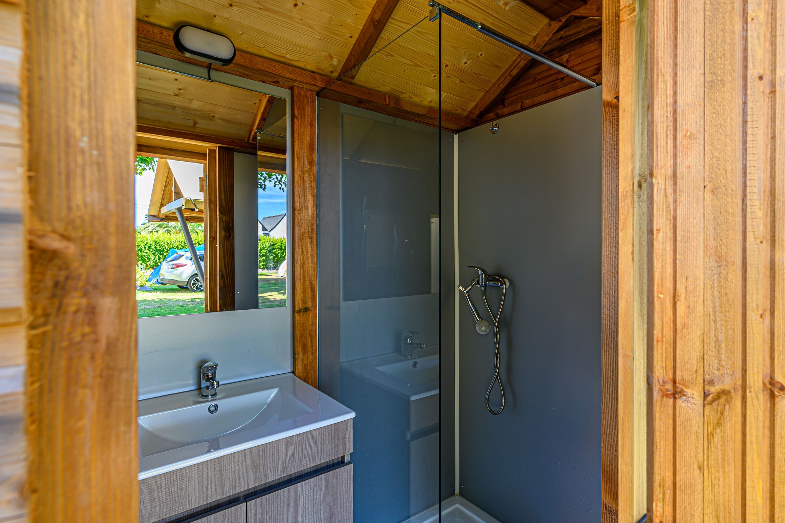 Flower Camping Cap Finistère