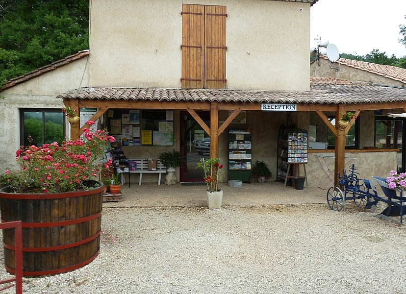 Camping Du Pont de Vicq