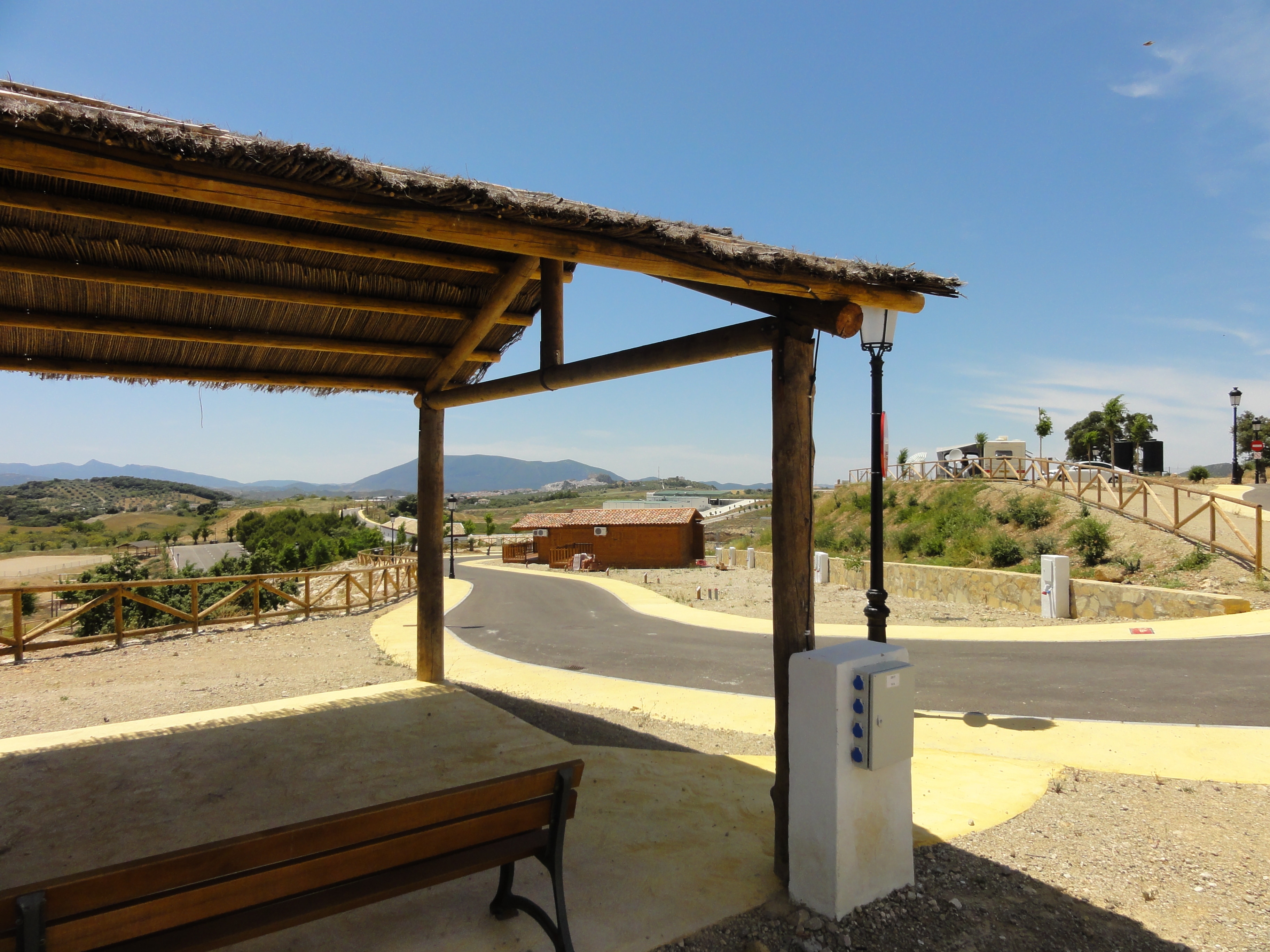 Camping Pueblo Blanco