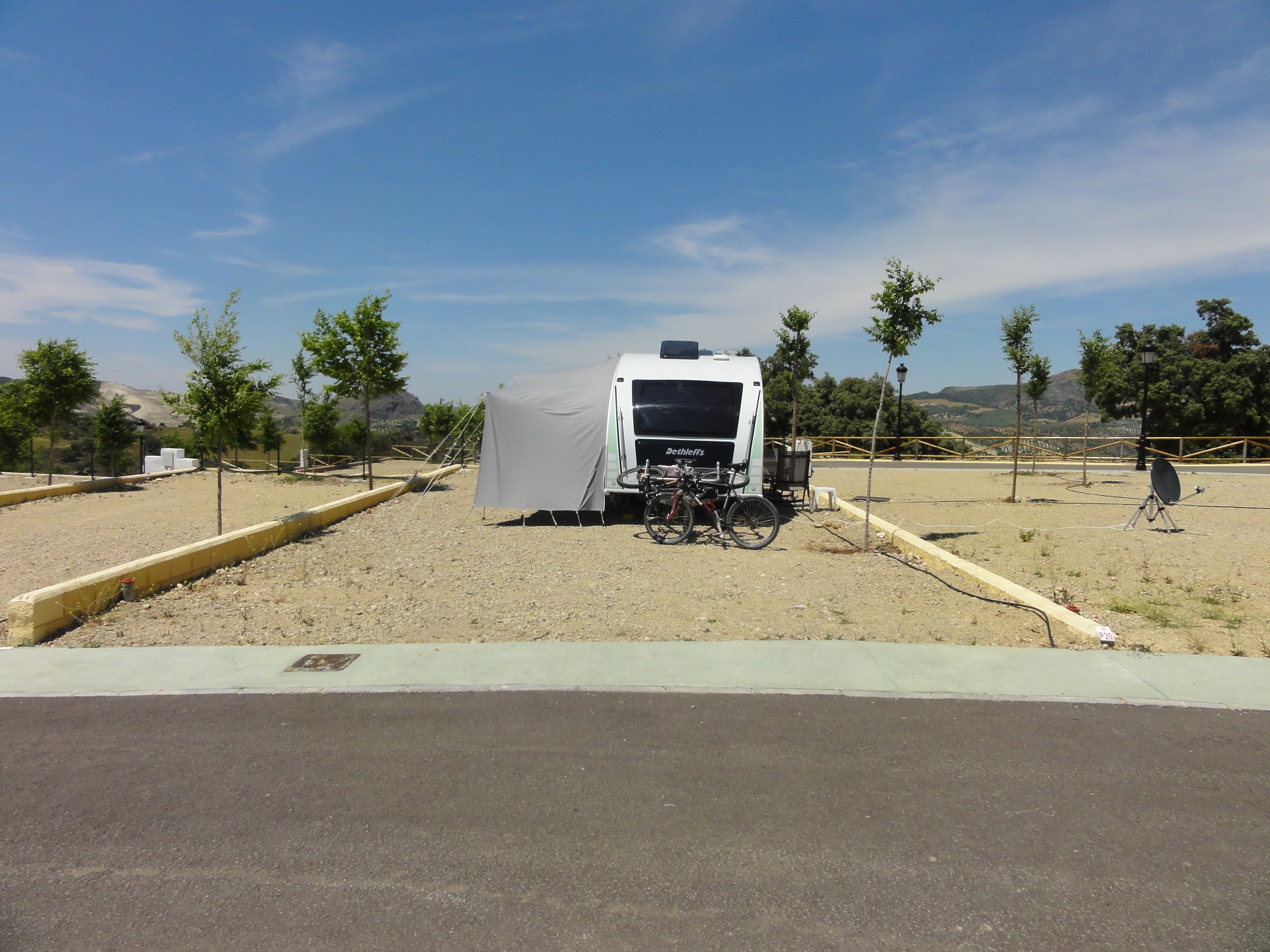 Camping Pueblo Blanco