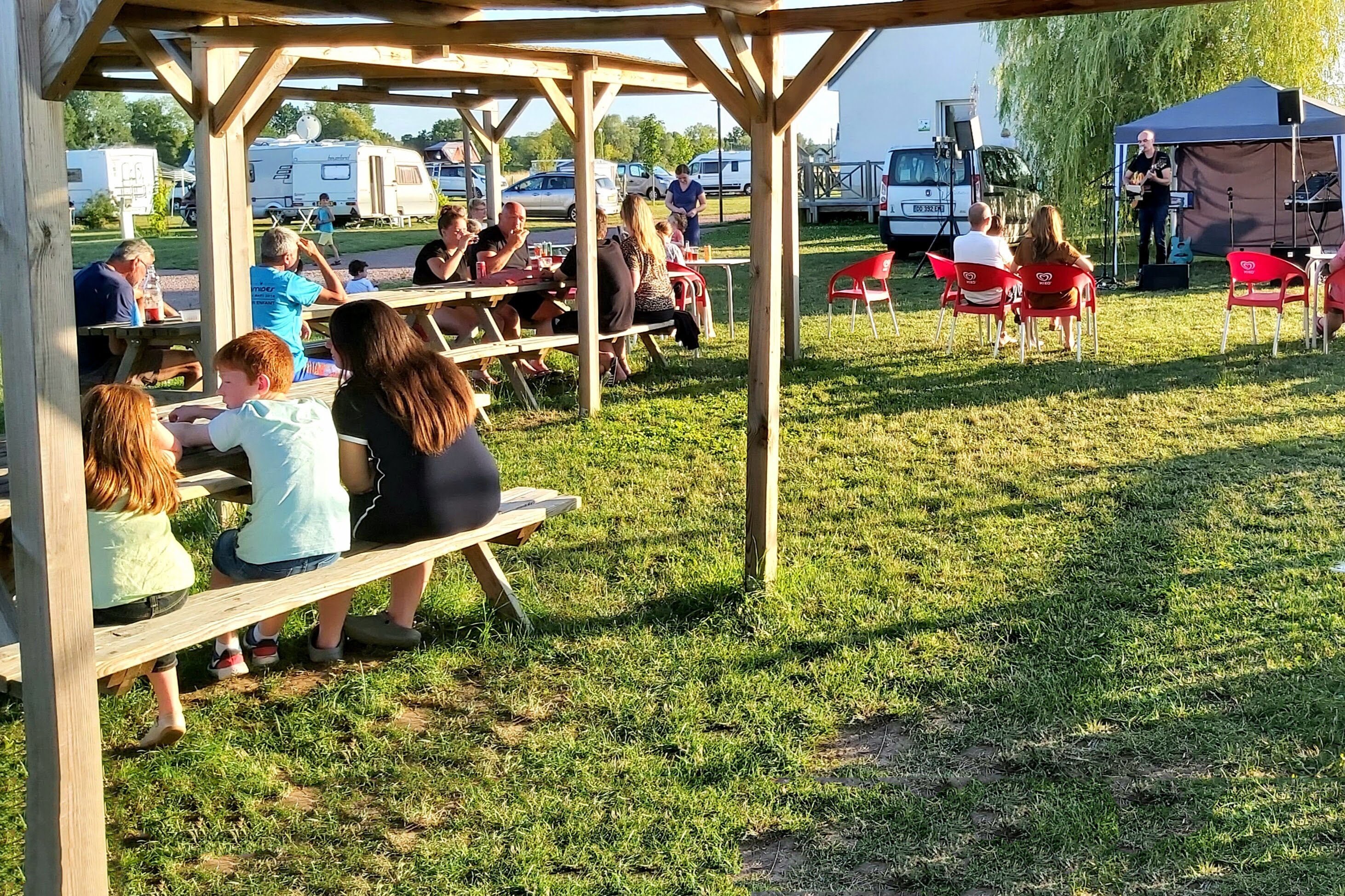 Flower Camping Loire et Châteaux