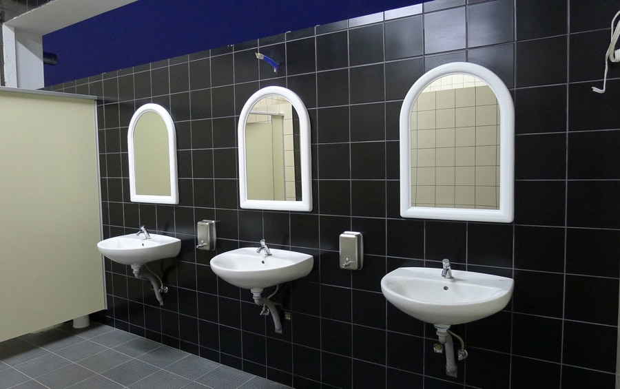 Ouzouni Beach Camping