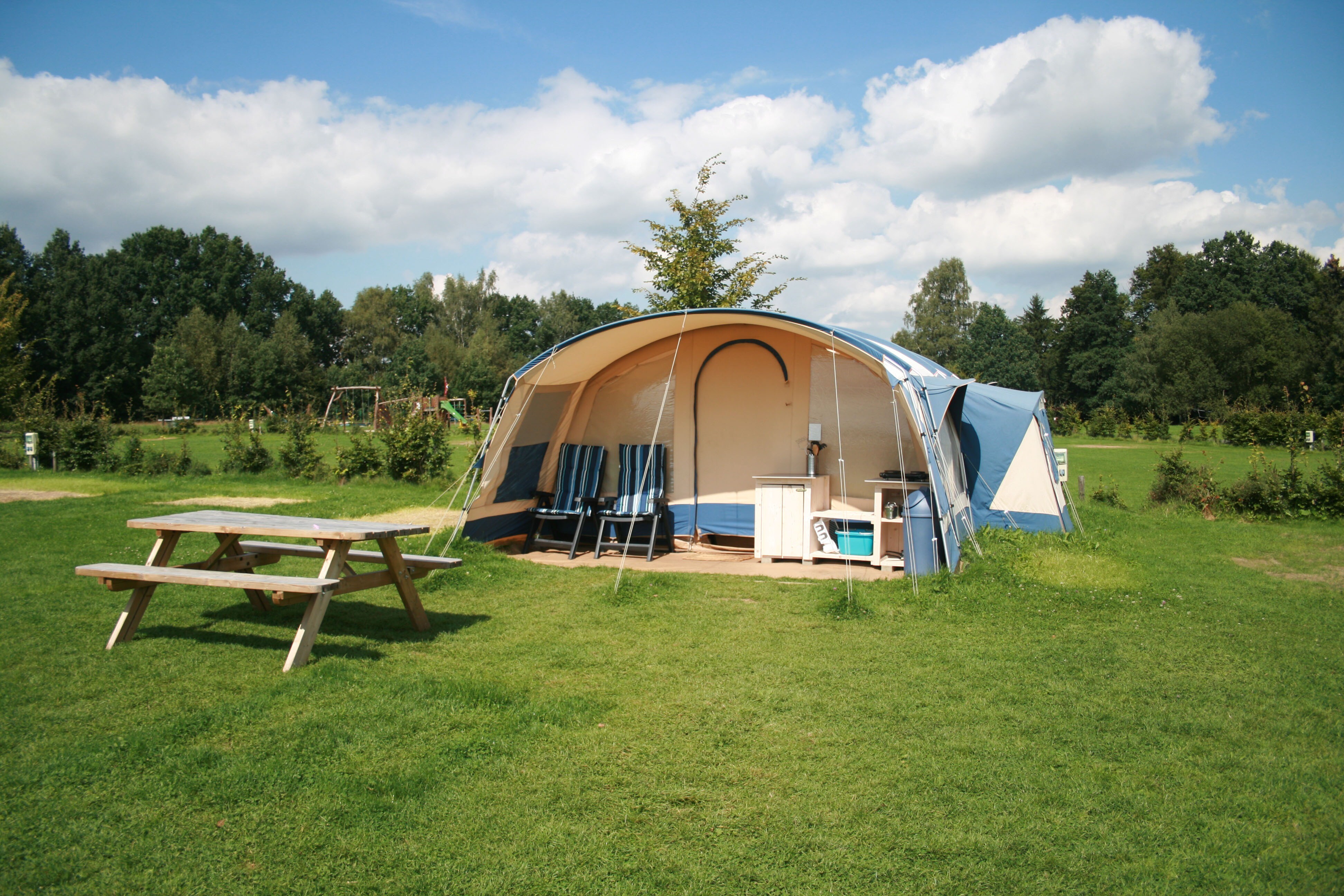 Camping De Regenboog / Kemp Sluknov