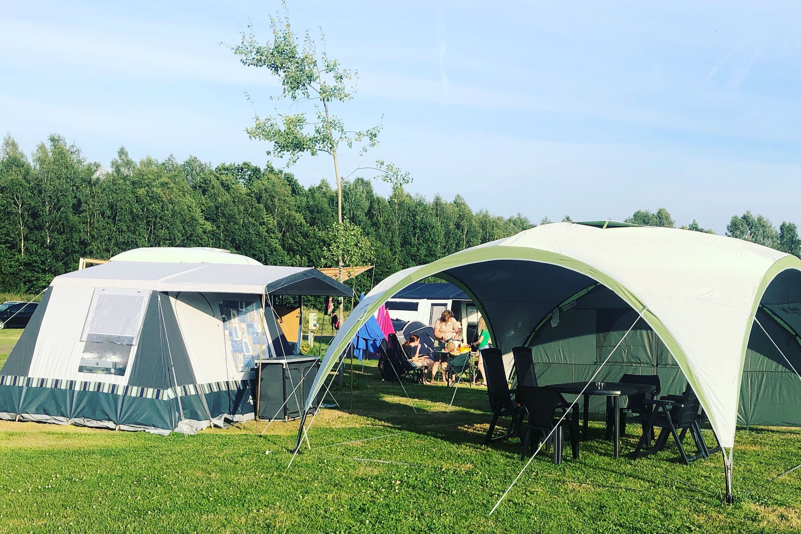 Camping De Regenboog / Kemp Sluknov