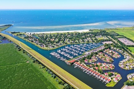 MarinaPark Beach Resort Soal