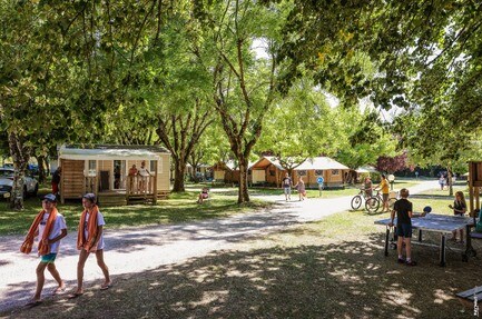 Flower Camping Soleil des Bastides