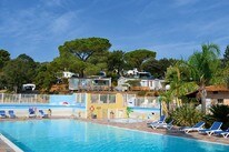 Camping Les Lauriers Roses.