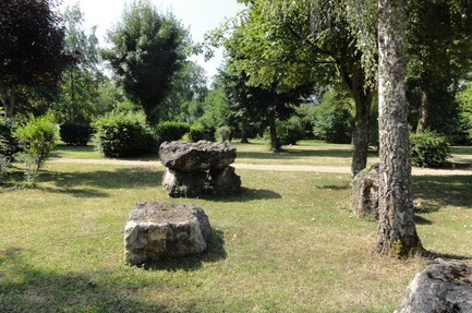 Camping Grottes d'Azé