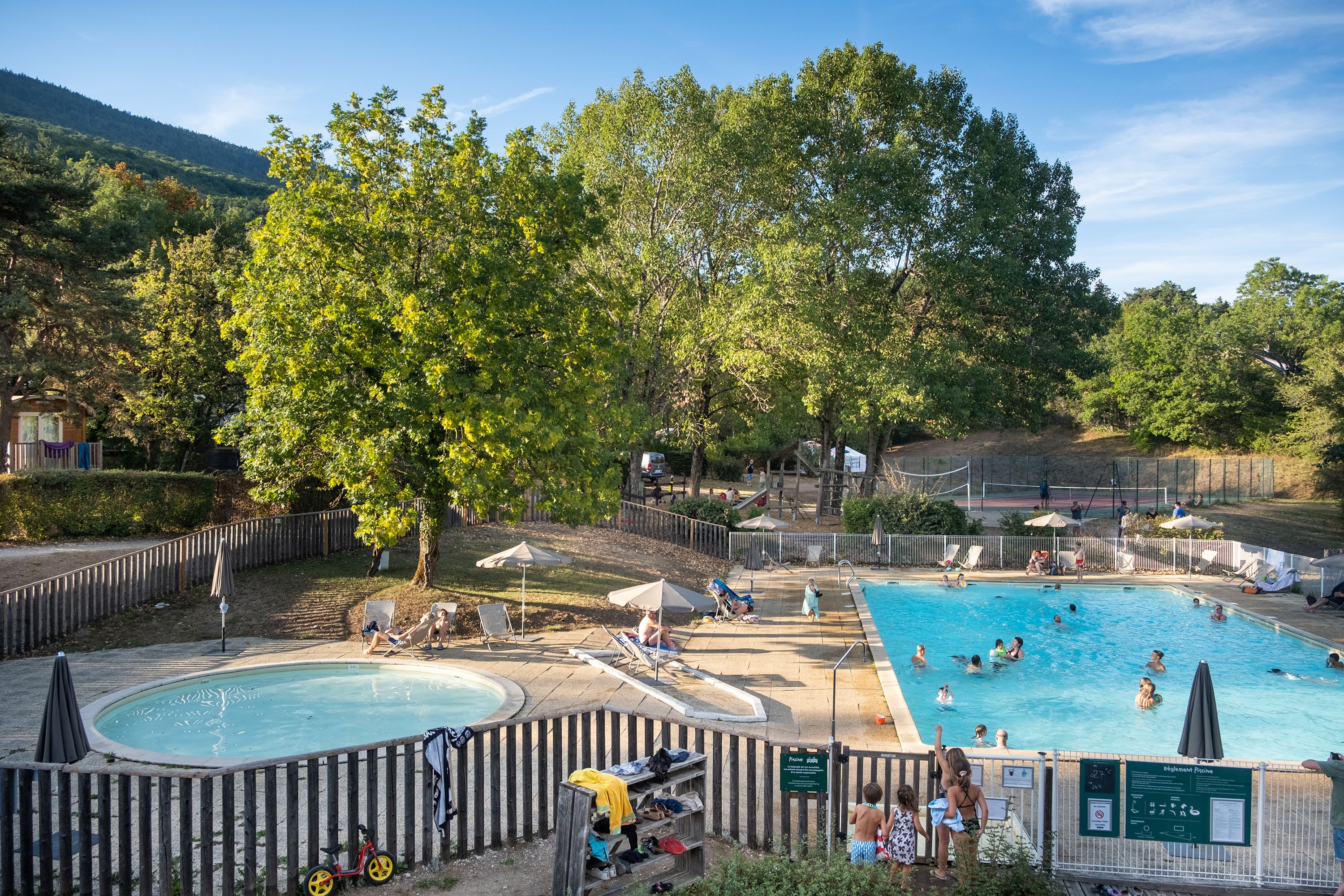 Camping Huttopia Divonne-les-Bains