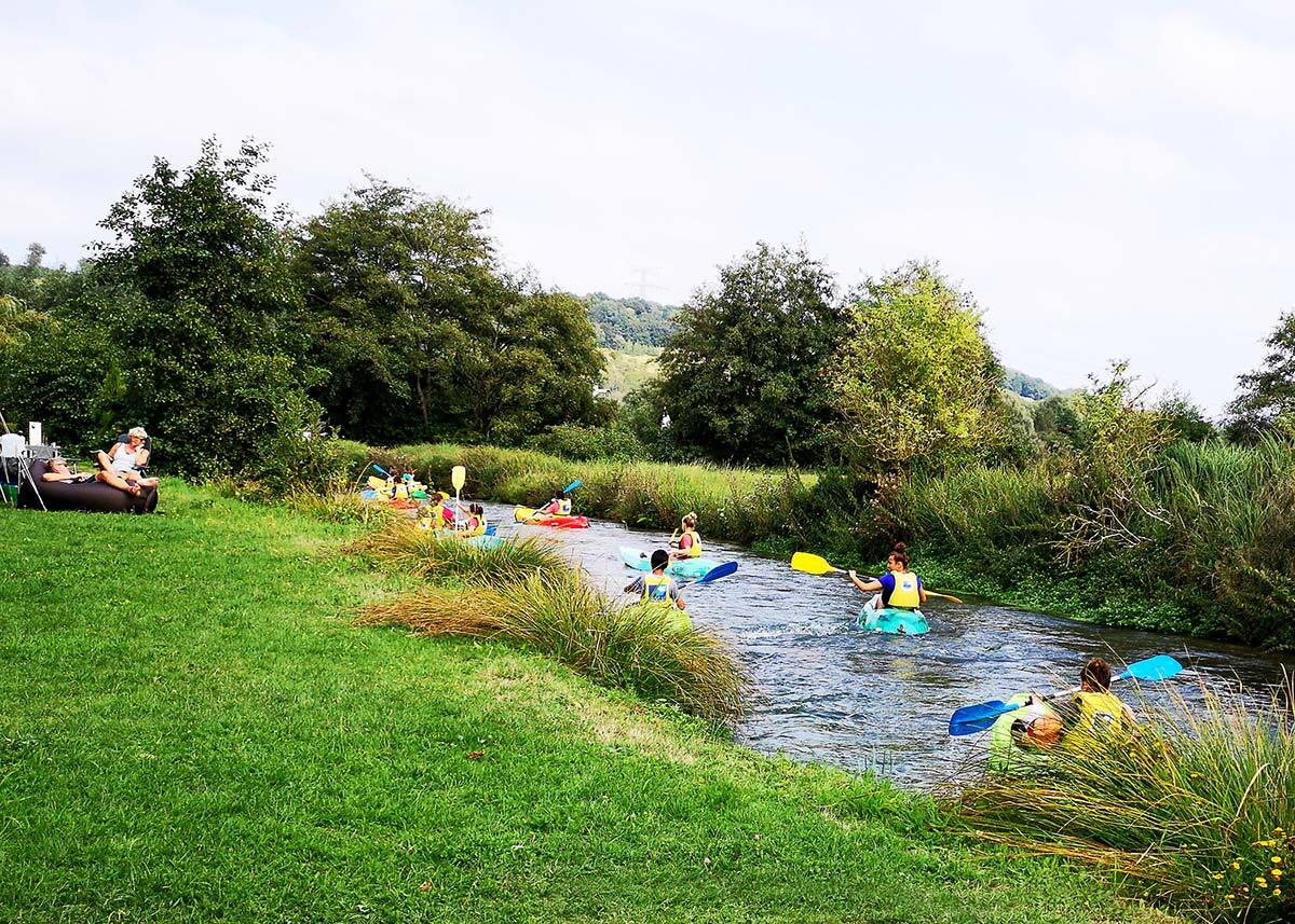Flower Camping Les Deux Rivières Sasu L'étoile