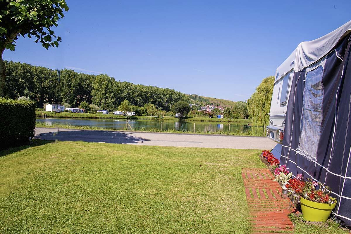 Flower Camping Les Deux Rivières Sasu L'étoile