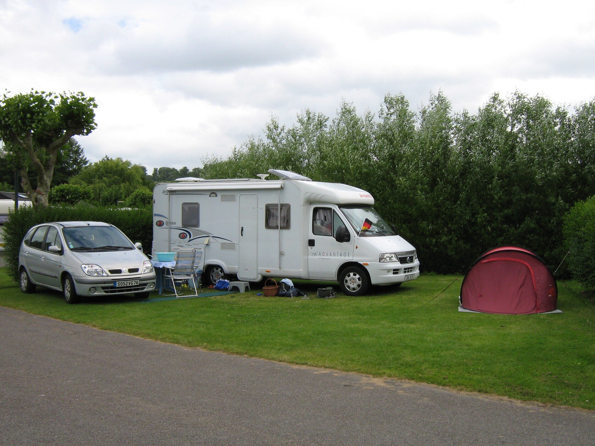 Flower Camping Les Deux Rivières Sasu L'étoile