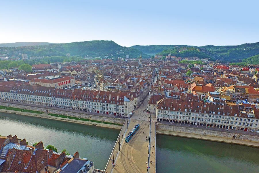 Camping de Besançon Onlycamp