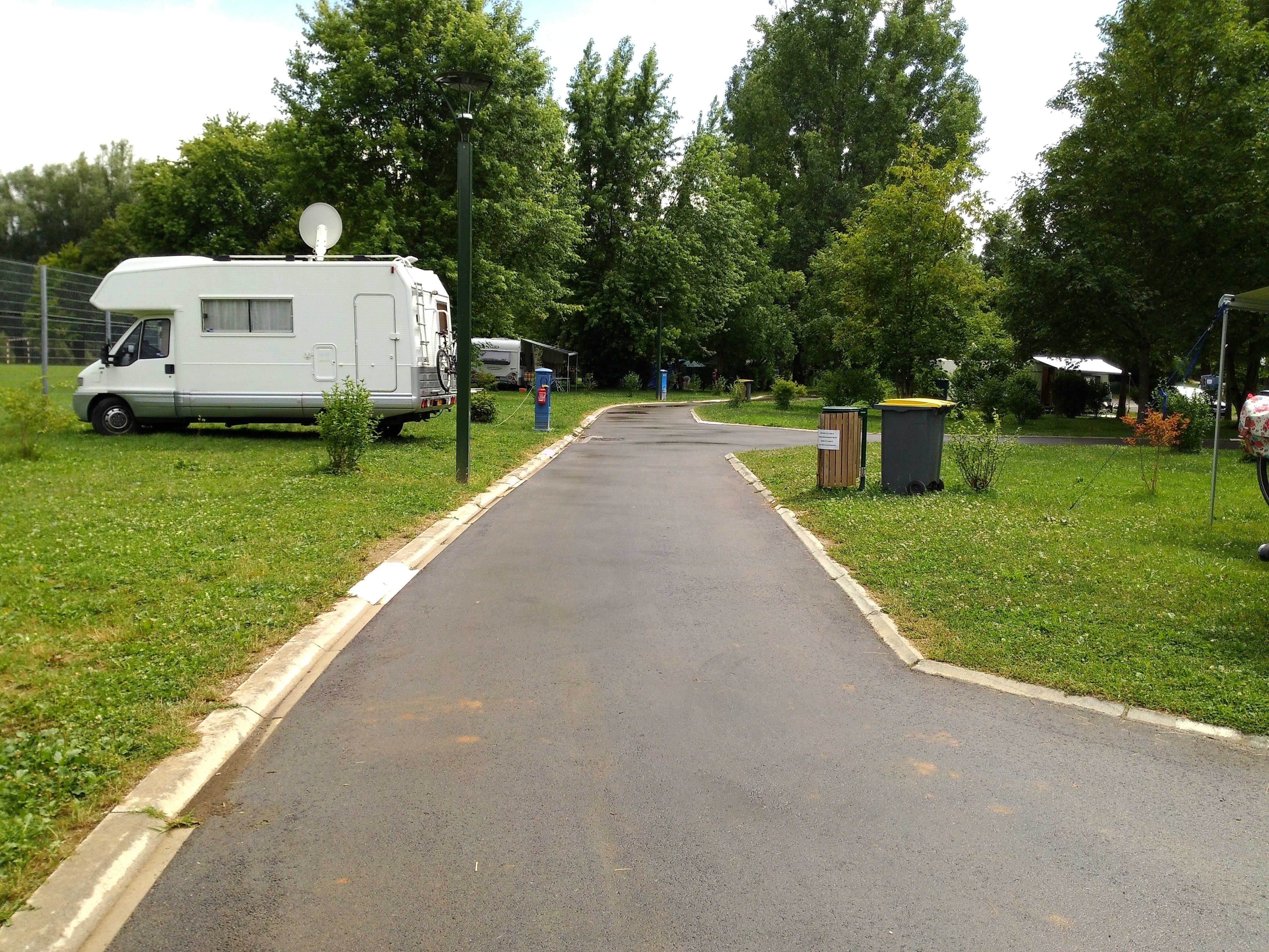 Camping de Besançon Onlycamp