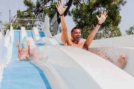 Flower Camping L'Escale du Perthuis