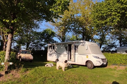 Camping Les Logis de l'Oumois