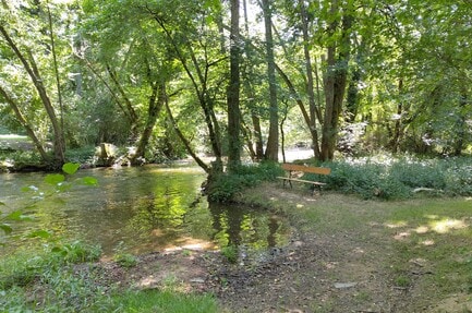 Hotel Camping Sur Yonne