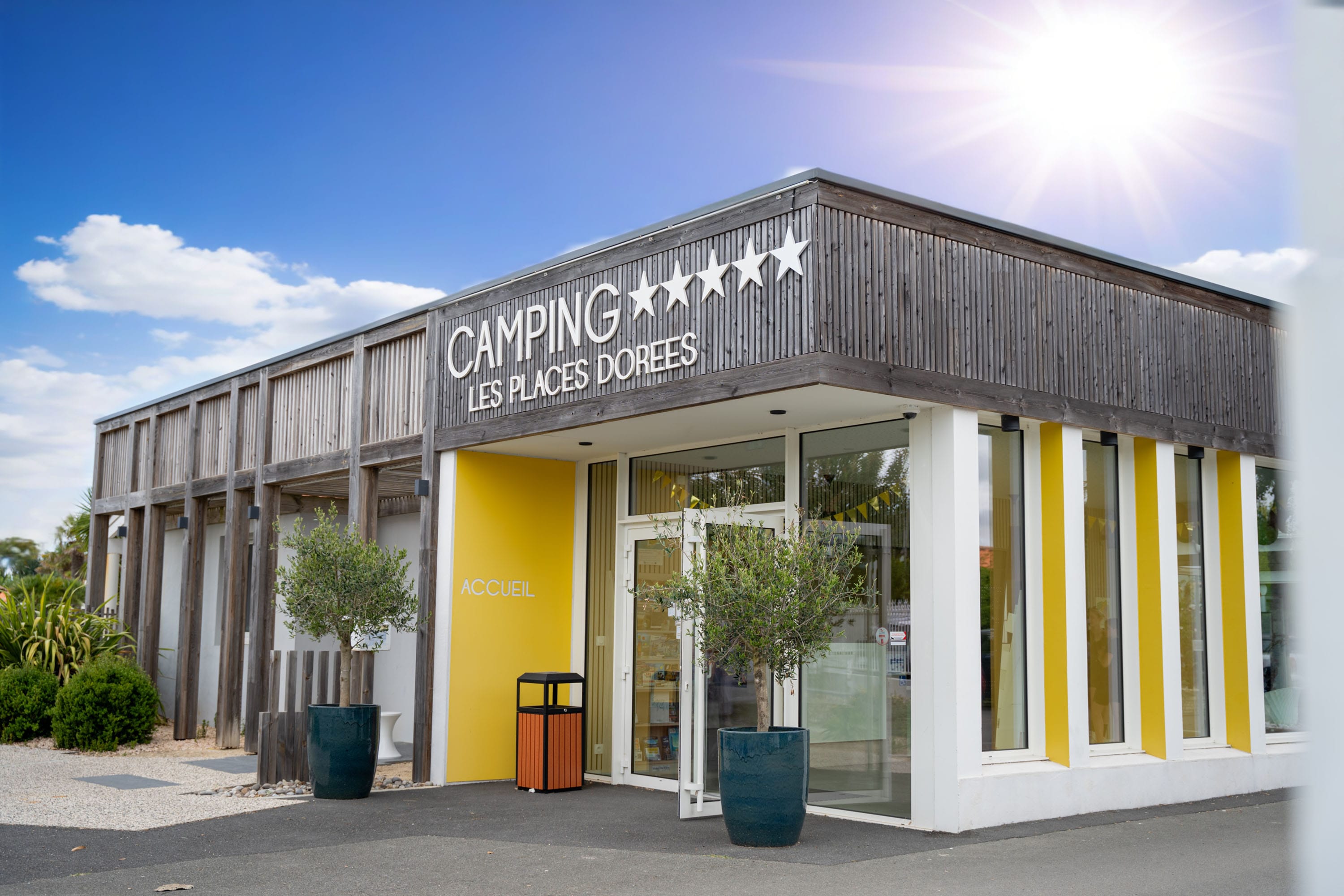 Camping Les Places Dorées