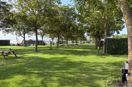 Camping De Meet