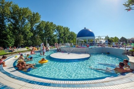 Jonathermal Camping Heil-Und  Erlebnisbad