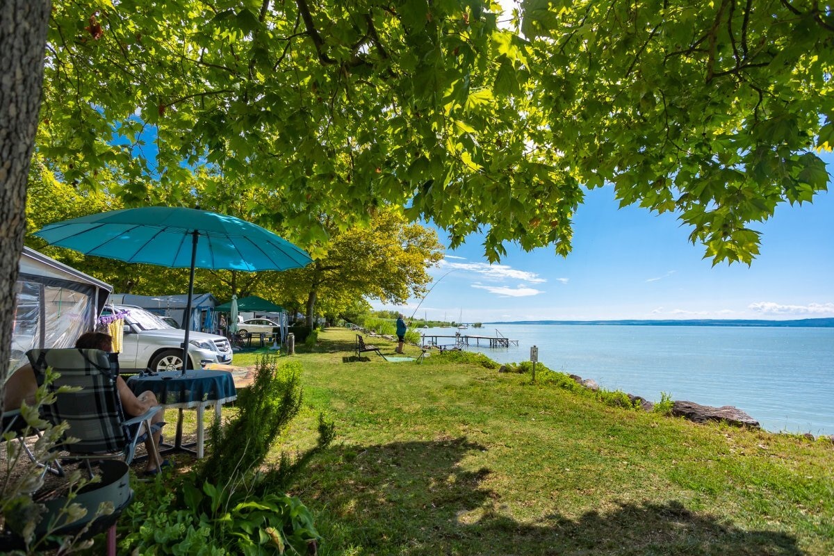 Balatontourist Camping Strand Holiday