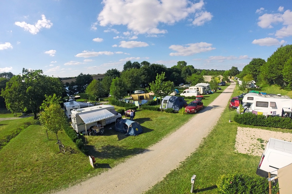 Camping Les Coteaux du Lac